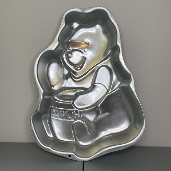 Wilton Winnie the Pooh Cake Pan Honey Pot Vintage Bear 1995 Disney Cartoon Baby - Picture 2 of 9